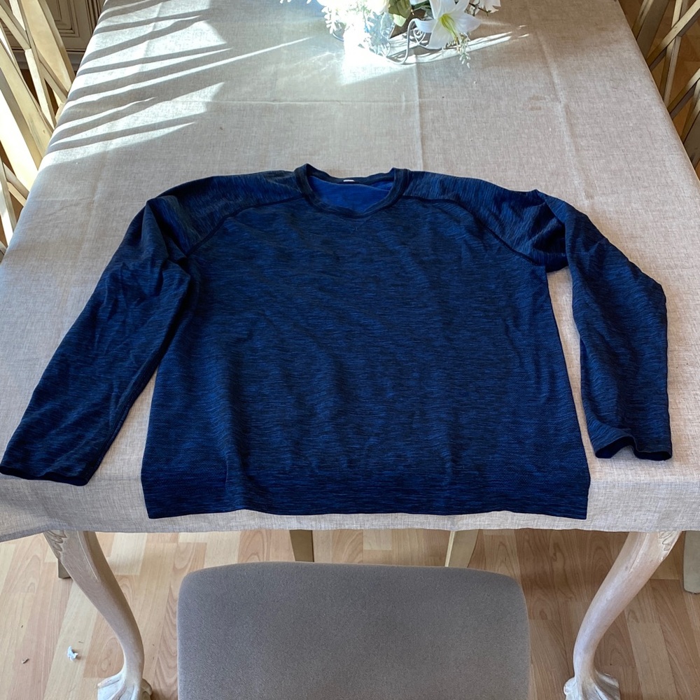lululemon athletica Men's Navy Crewneck Sweater